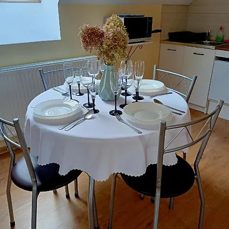 Hortensjowy Zakatek W Pieninach Lägenhet